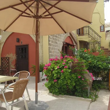 Niki's Gasthof Rhodes City